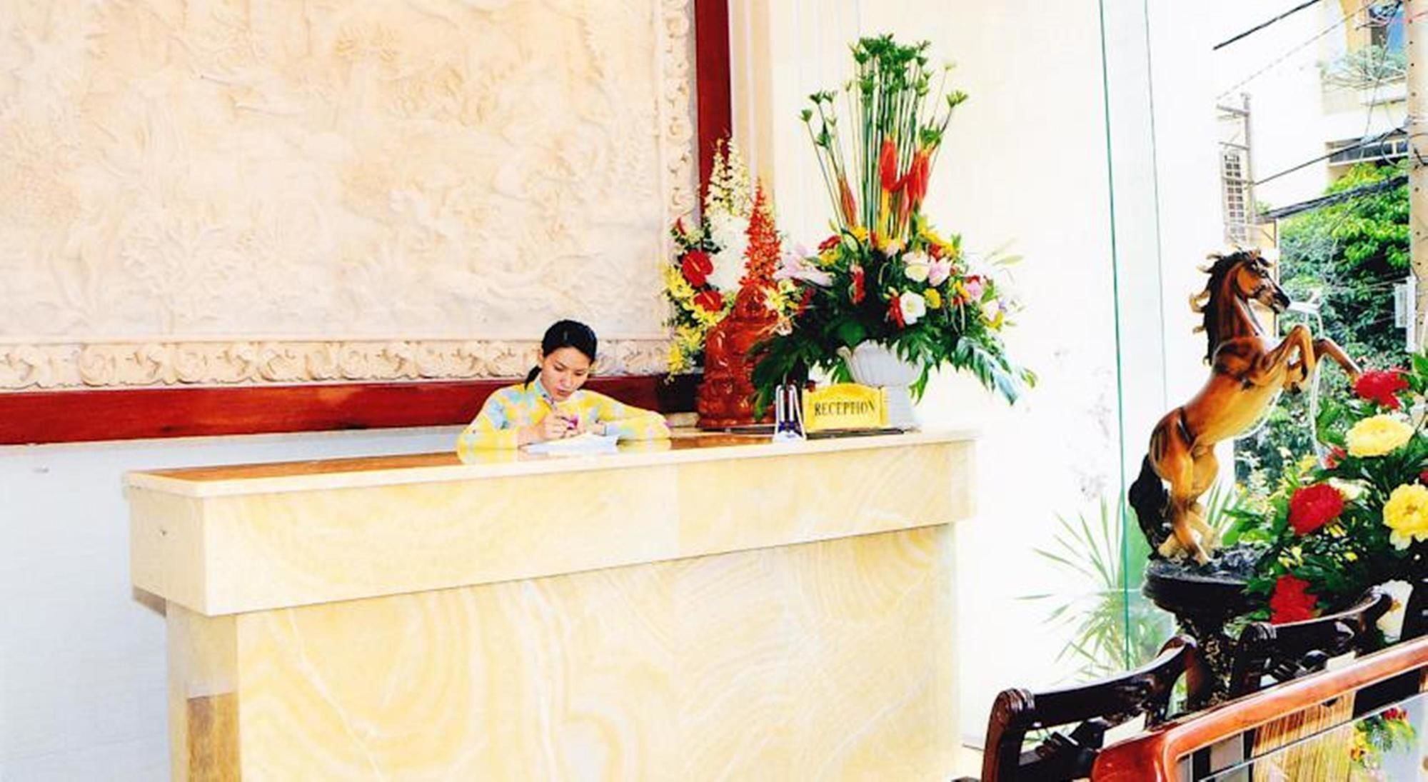 Hoang Thanh Thuy Airport Hotel 2 - Gan Am Thuc Dem Cho Hoang Hoa Tham Ho Chi Minh-staden Exteriör bild