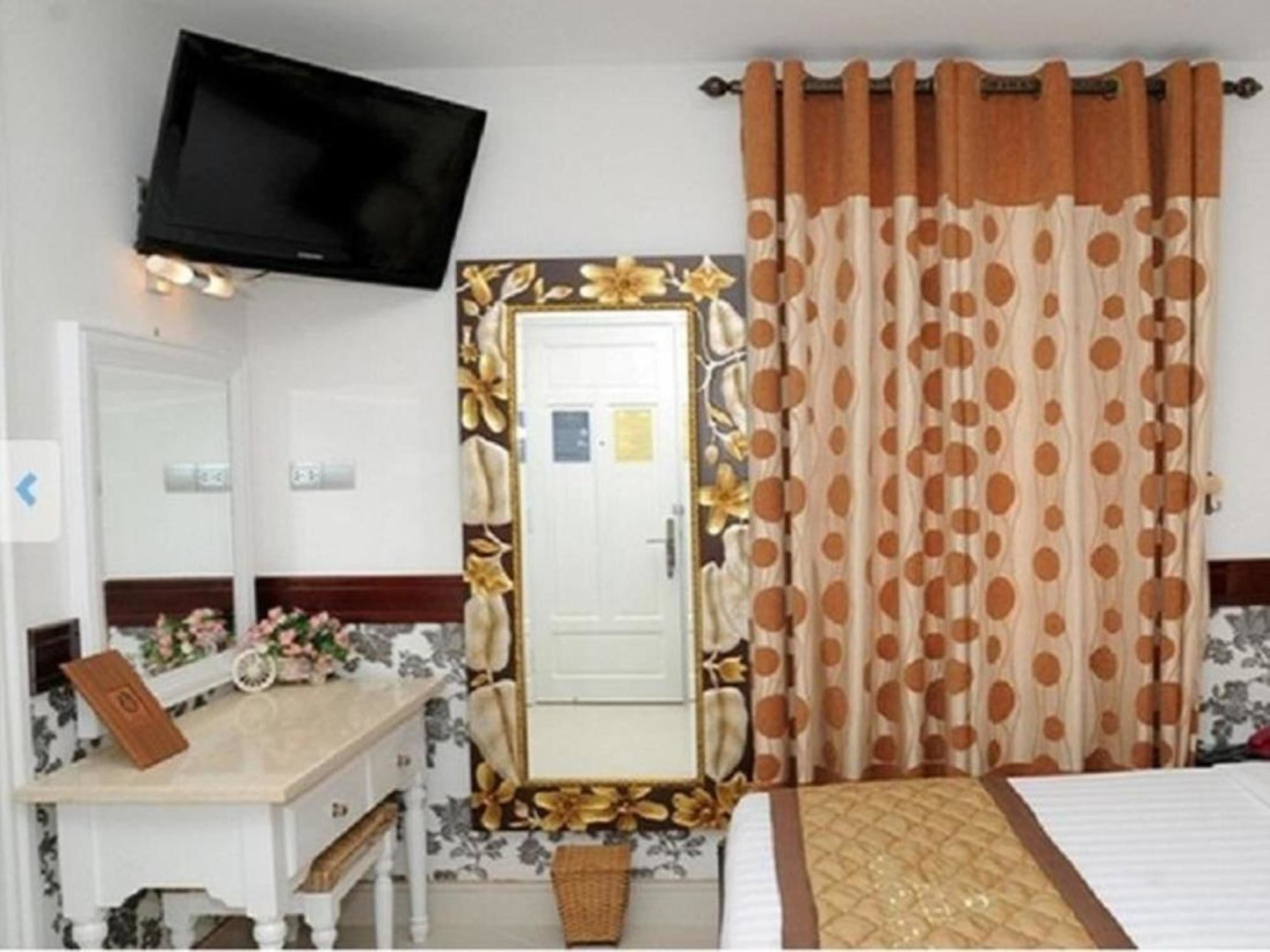 Hoang Thanh Thuy Airport Hotel 2 - Gan Am Thuc Dem Cho Hoang Hoa Tham Ho Chi Minh-staden Exteriör bild